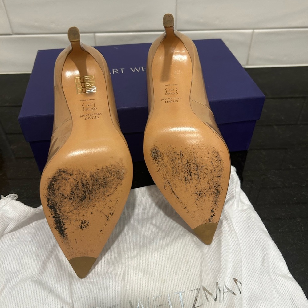 Stuart Weitzman Tan Patent Leather Heels - Picture 7 of 9